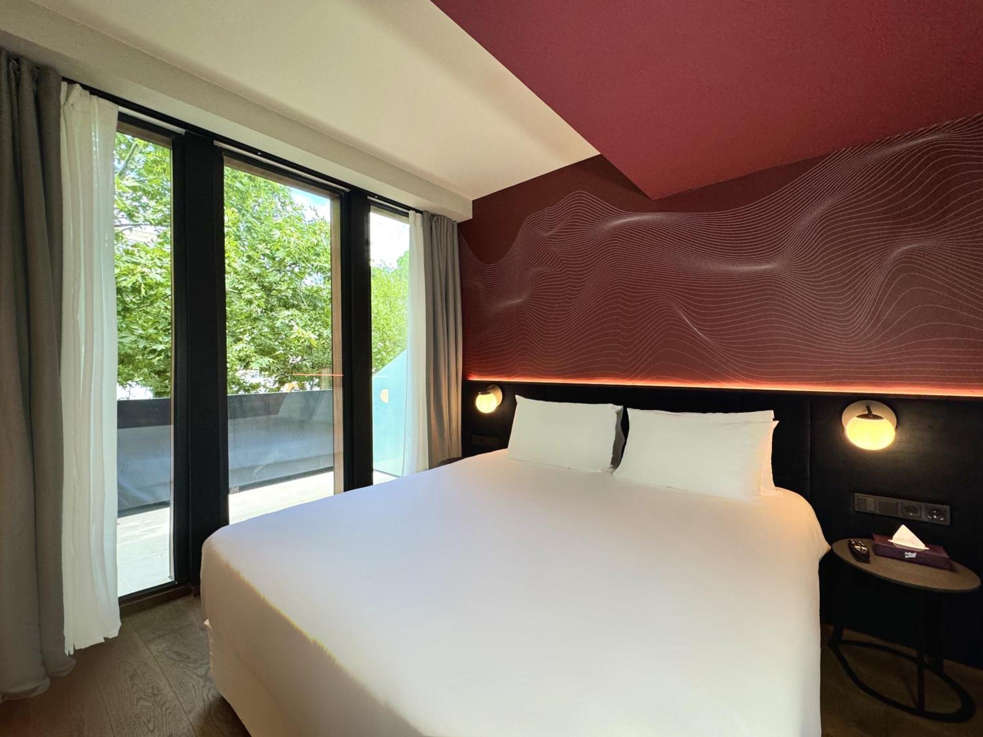 Tbilisi Edition - Design Hotel & Private Spa Esterno foto
